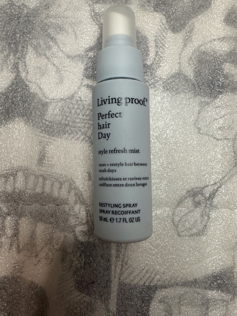 Living Proof Perfect Hair Day Style Refresh Mist — mini